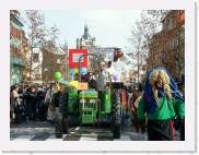 2006-03-05_14-58-57_Carnaval_108,0mm_F7,1_1_250_eme_DiMAGE A2 * 2560 x 1920 * (2.63MB)